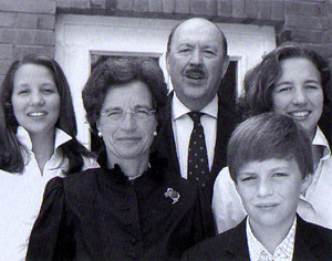 Donata Herzogin zu Mecklenburg - von Solodkoff mit Familie